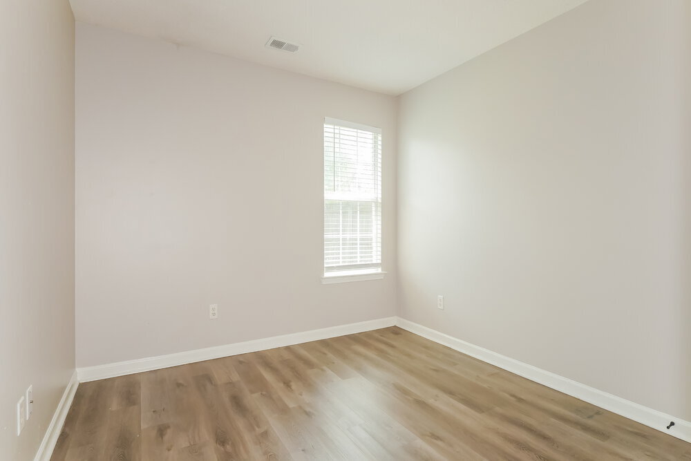 Building Photo - 5520 Amanda Belle