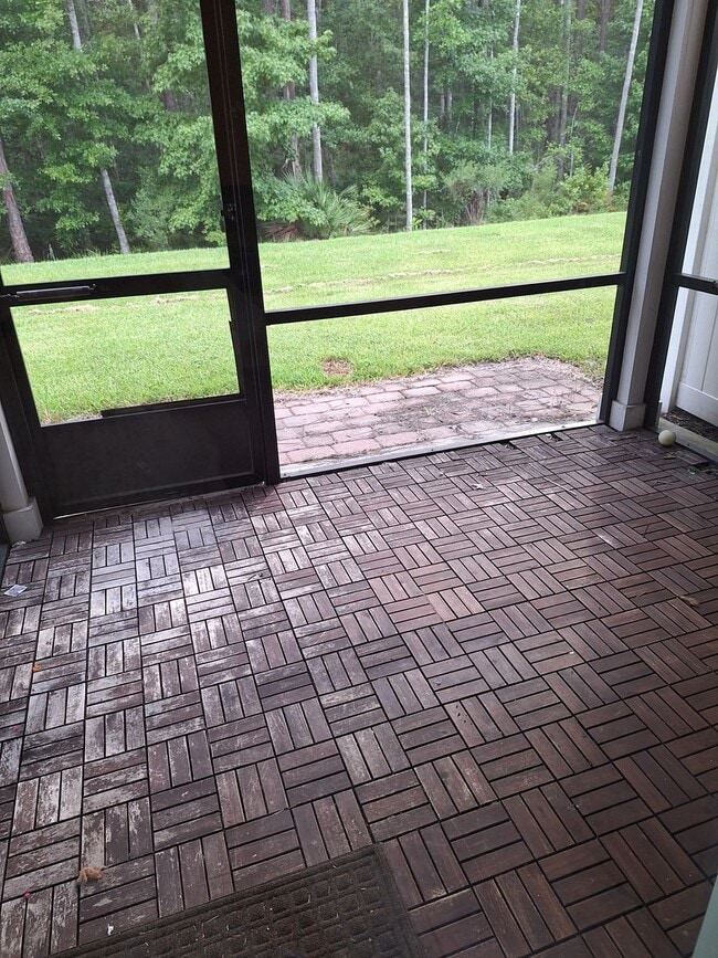 Building Photo - Townhome in Durbin Crossing