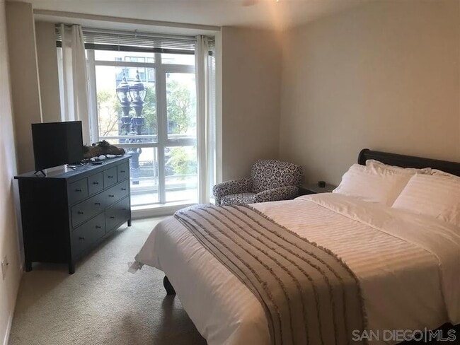 Building Photo - 1431 Pacific Hwy