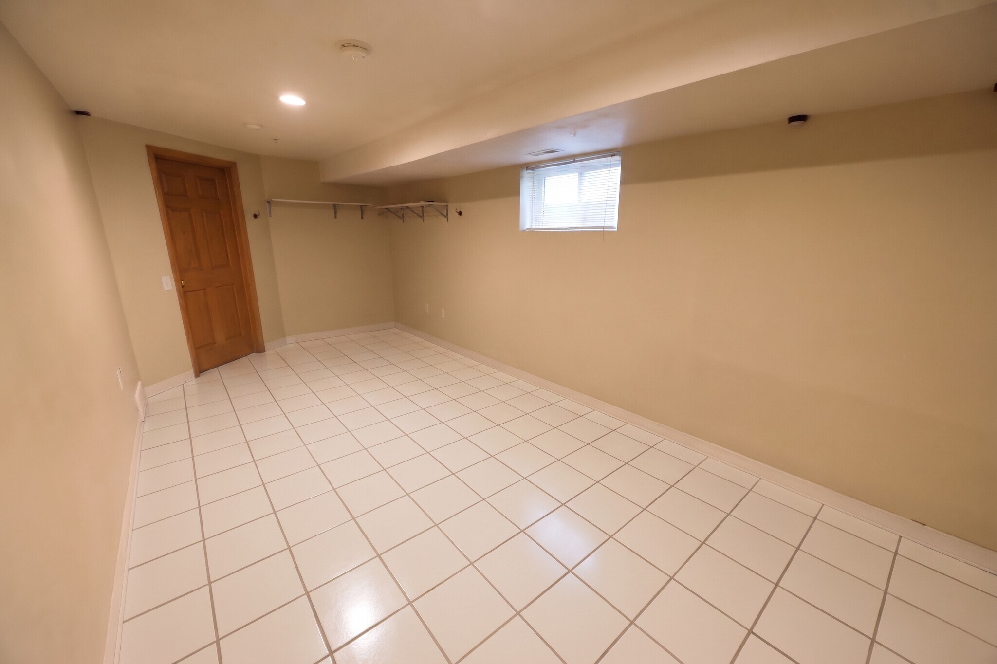 Building Photo - 520 W Mifflin St
