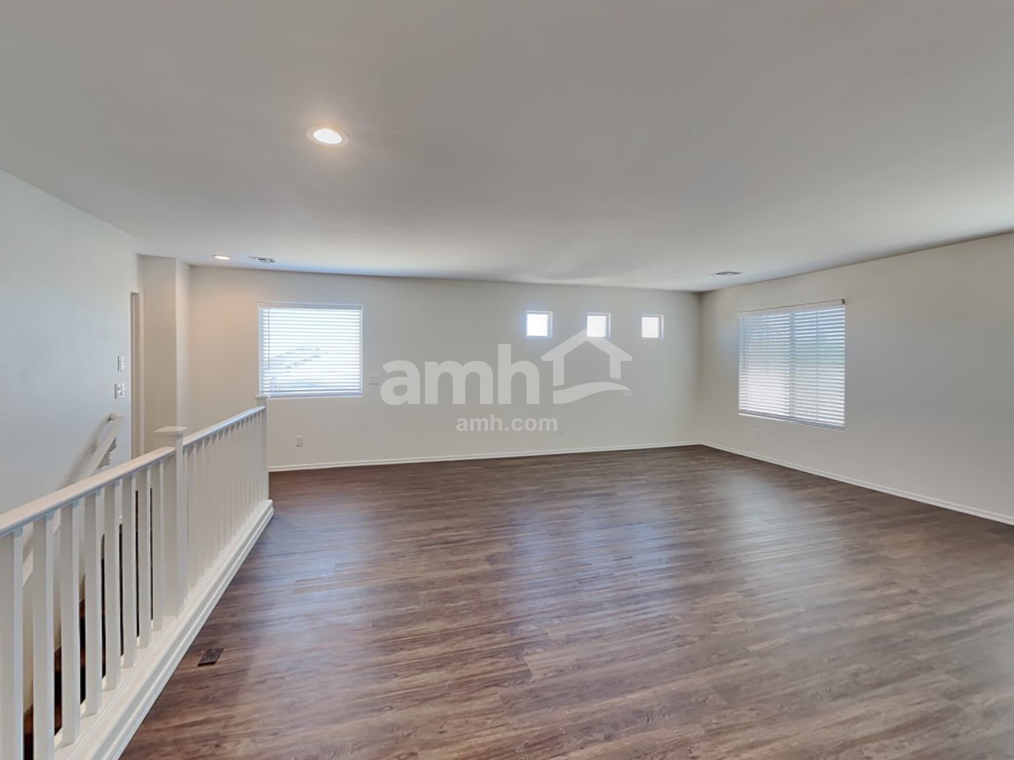 Building Photo - 3806 S 186th Dr