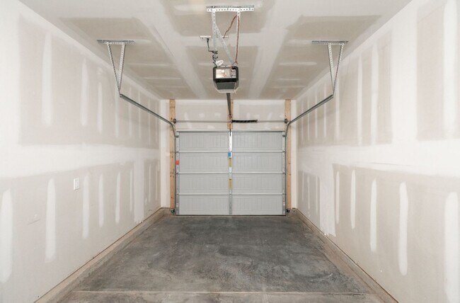 Building Photo - 3714 Feltham Ln