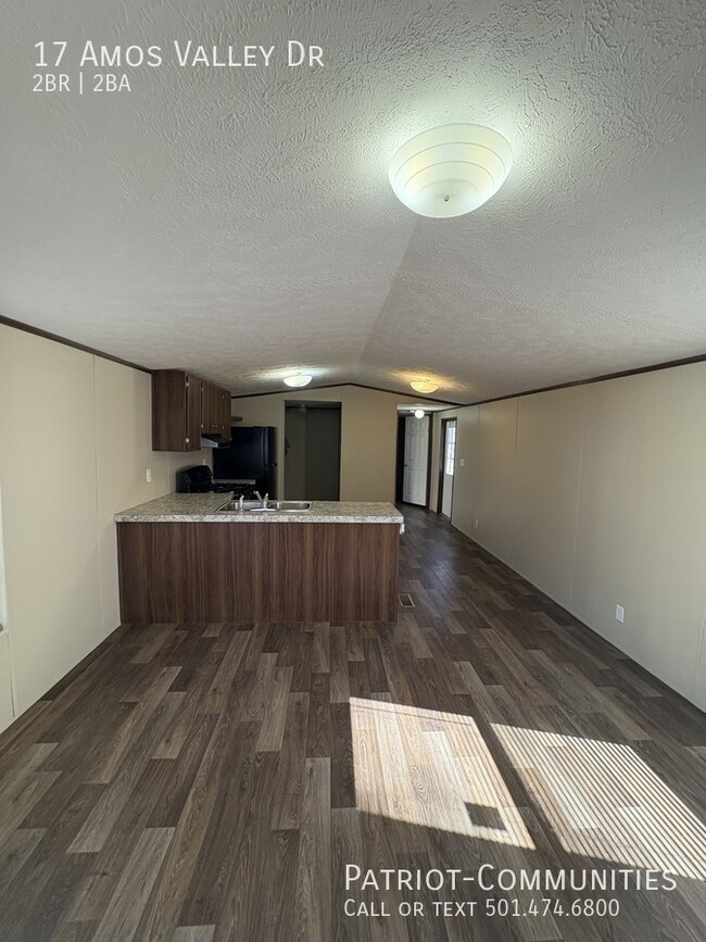 Building Photo - 17 Amos Valley Dr