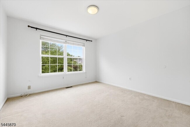 Building Photo - 73 Castleton Rd