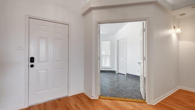 Building Photo - 11717 Dunfries Ln