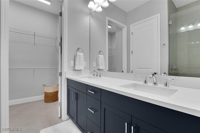 Building Photo - 7124 Saona CT