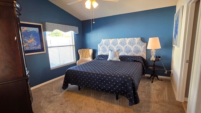 Building Photo - 2453 Violet Ct