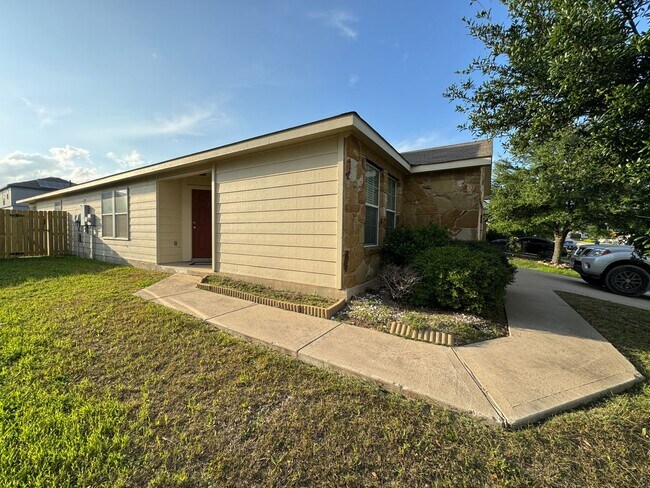 Building Photo - 3-Bedroom House for Rent in Killeen
