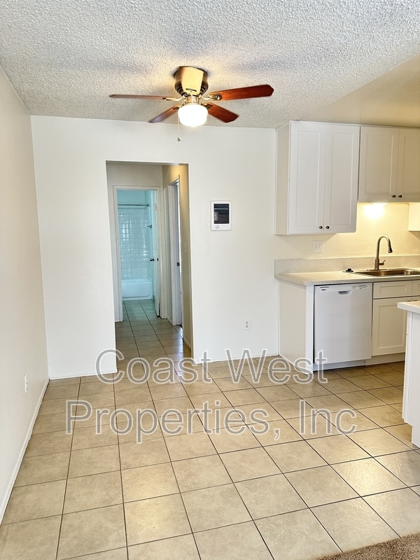 Interior Photo - Casa Niagara