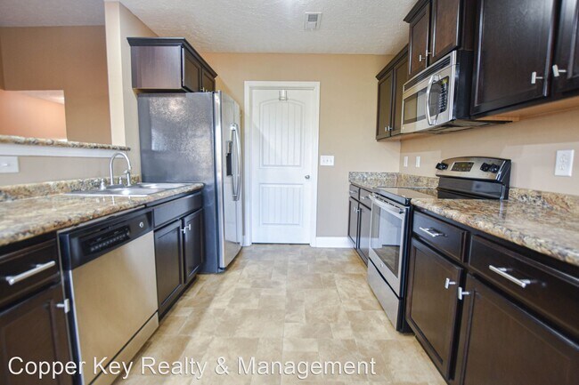 Building Photo - 3 br, 2 bath House - 979 Guinevere Court