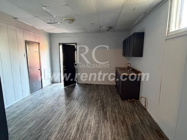 Building Photo - 130-2 Franklin-