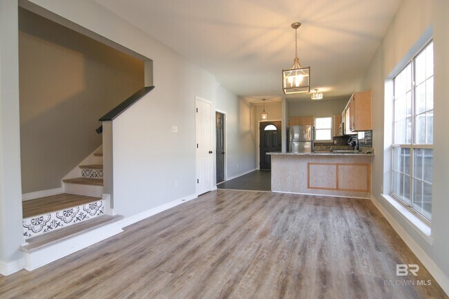 Building Photo - 7943 Audubon Dr