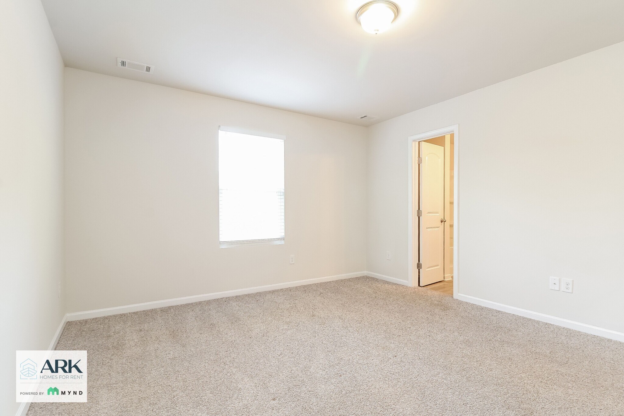 Building Photo - 159 Evvalane Dr