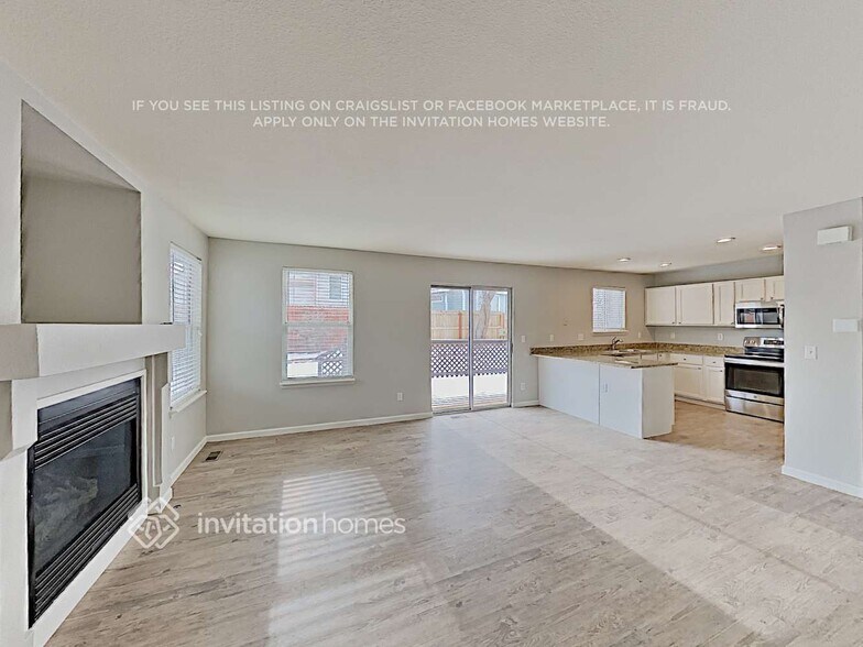 Building Photo - 5844 E 122nd Pl