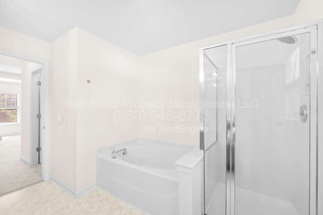 Building Photo - 17320 Brightstone Ct