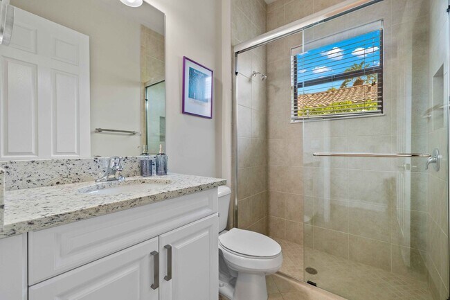 Building Photo - ** MARBELLA ISLES ** 4 BED / 3 BATH - SING...