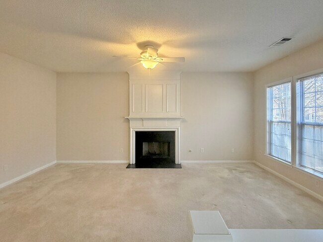 Building Photo - 510 Keeneland Ave