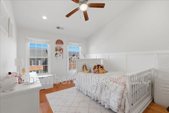 Building Photo - 8407 Chaucer House Ct