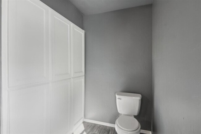 Building Photo - 2817 Green Canyon Dr