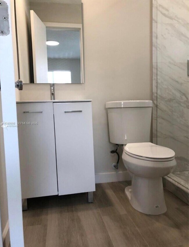 Building Photo - 9620 SW 78th St