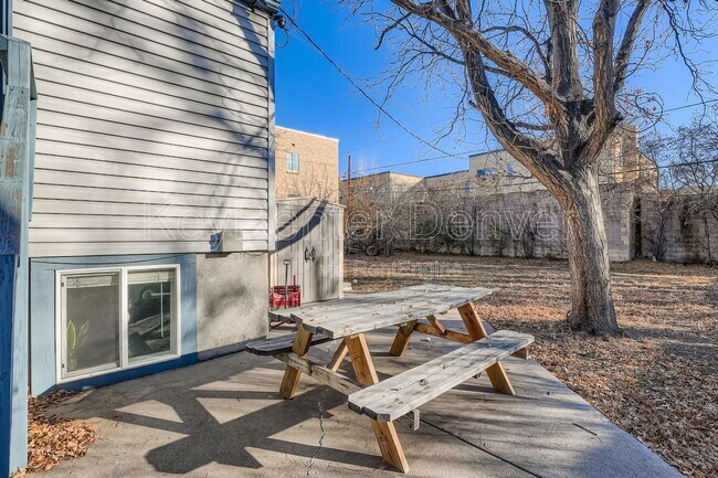 Building Photo - 1452 Ivy St