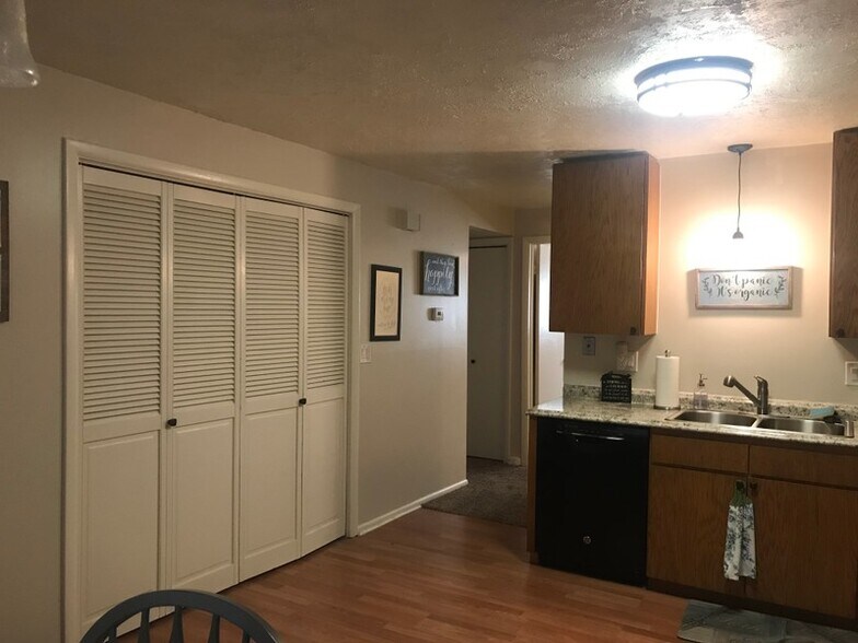 Building Photo - 4756 S 700 E