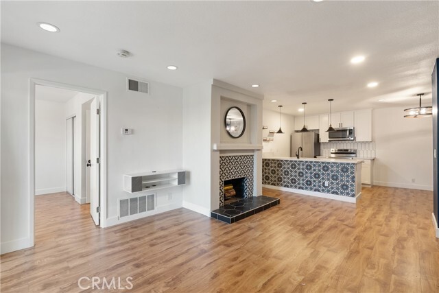 Building Photo - 23653 Golden Springs Dr