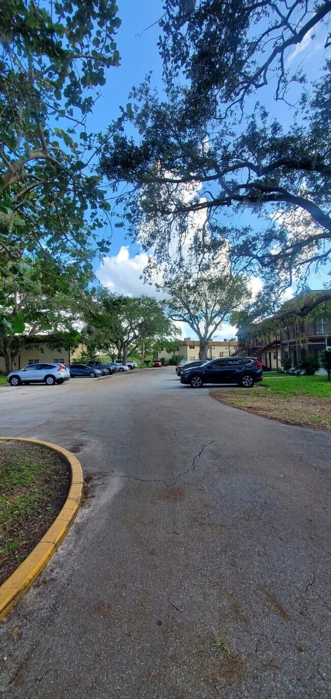 Building Photo - 3124 US-441