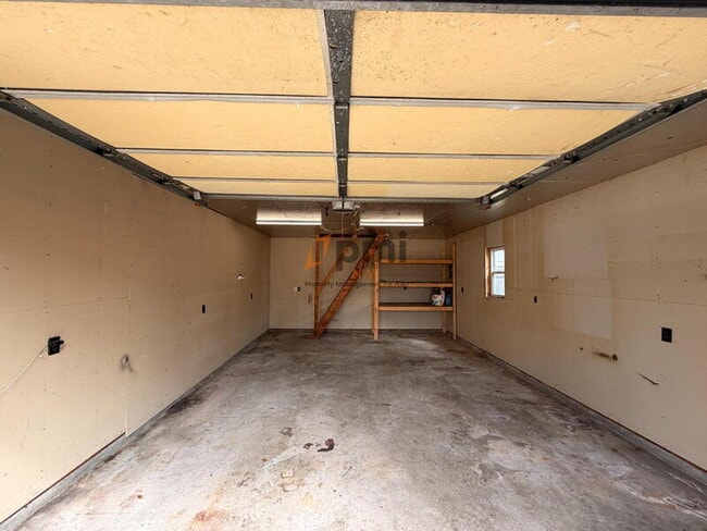 Building Photo - 425A Sherman Dr