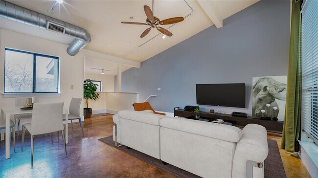 Building Photo - 911 Keith Ln