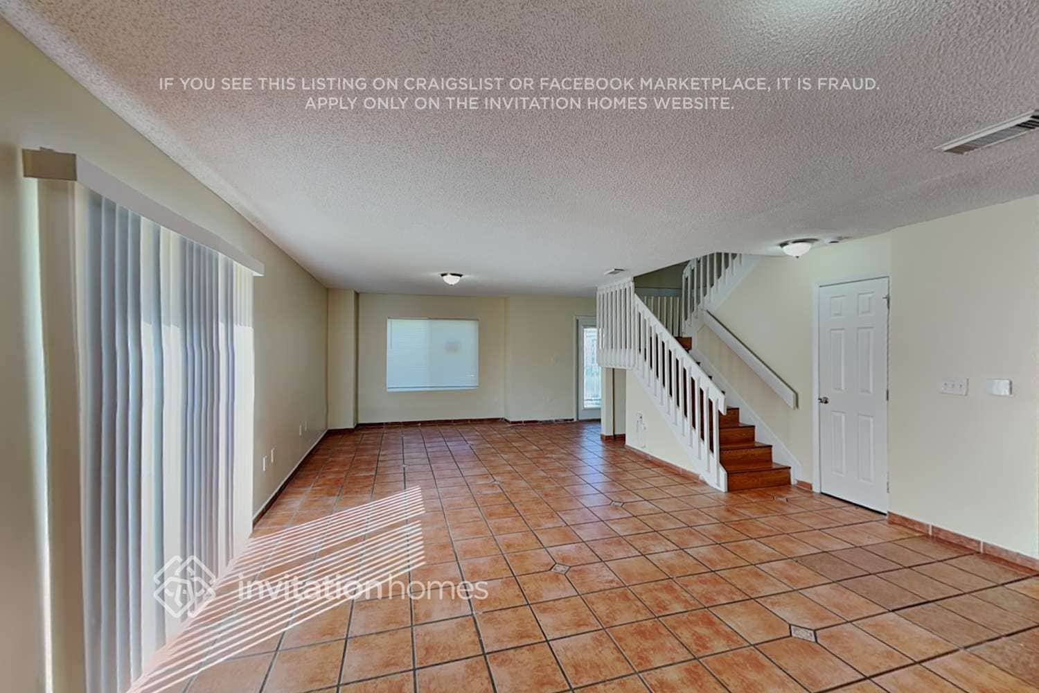 Building Photo - 9853 SW 221st St Rd