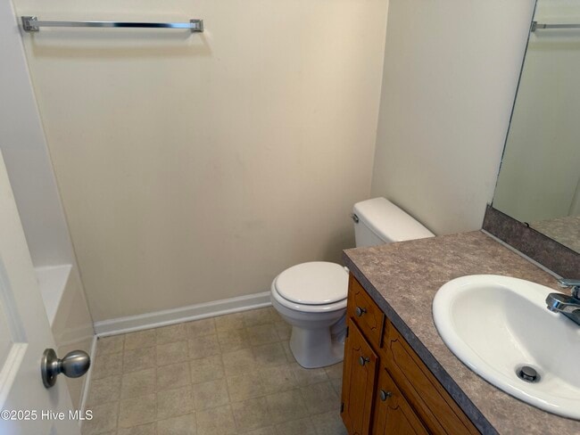 Building Photo - 4033 Cobblestone Dr