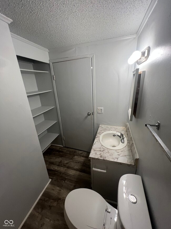 Building Photo - 2000 Indianapolis Rd