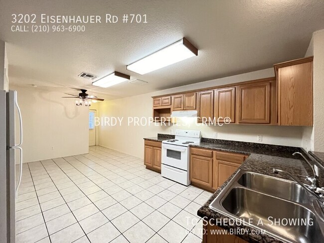 Building Photo - 3202 Eisenhauer Rd