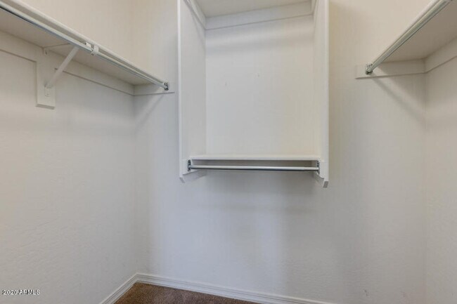 Building Photo - 4770 E Tierra Buena Ln