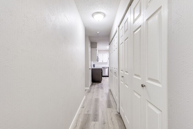 Building Photo - NEWLY RENOVATED • Stunning 3 Bedroom Duplex