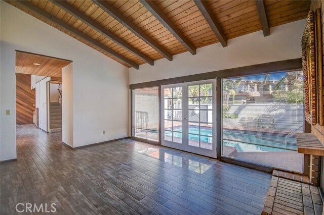 Building Photo - 751 Bolsana Dr