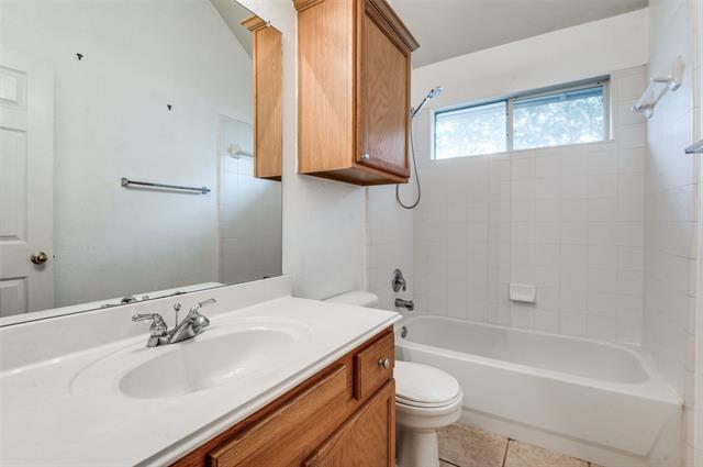 Building Photo - 5301 Rain Forest Dr