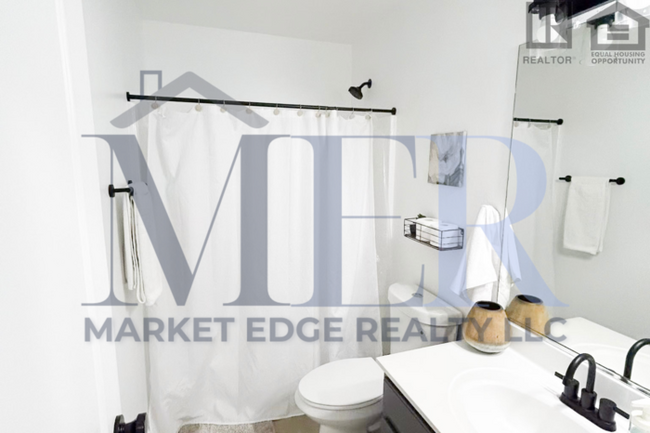 Building Photo - 3Bed/2Bath Furnished Home 2 Car Gar - 19th...