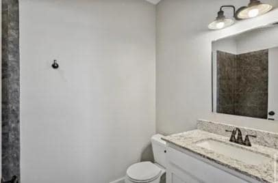 Building Photo - 703 Maple St