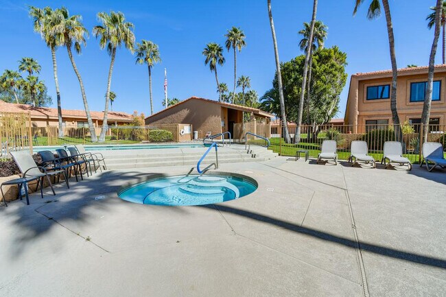 Building Photo - 16233 E Rosetta Dr