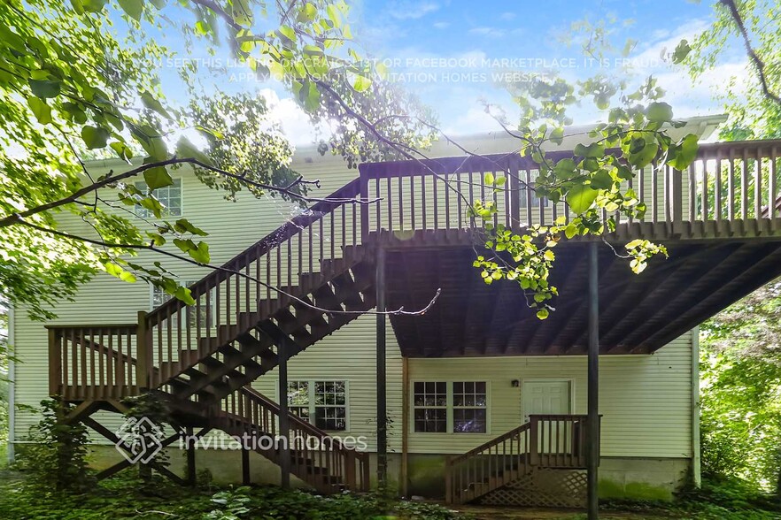 Building Photo - 4010 Portico Run Dr NE