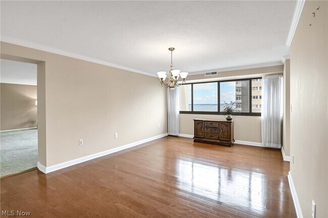 Building Photo - 12550 Lake Ave