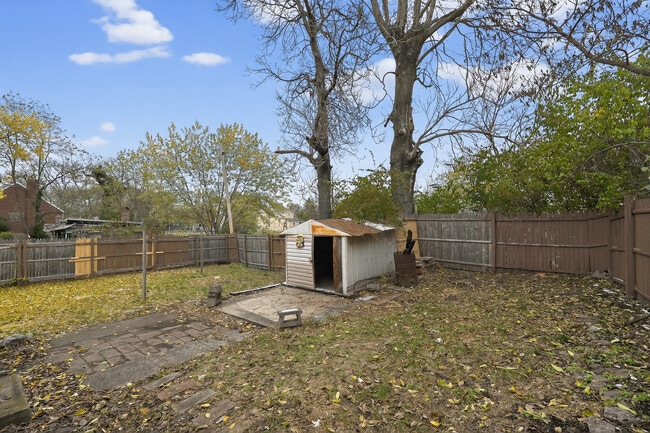 Building Photo - 1232 Lane St