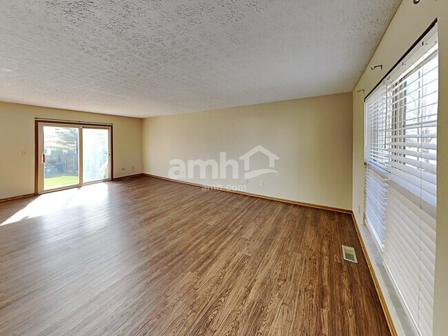 Building Photo - 7303 Havencroft Dr