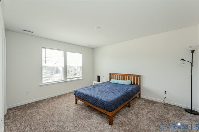 Building Photo - 8105 Lyman Ct