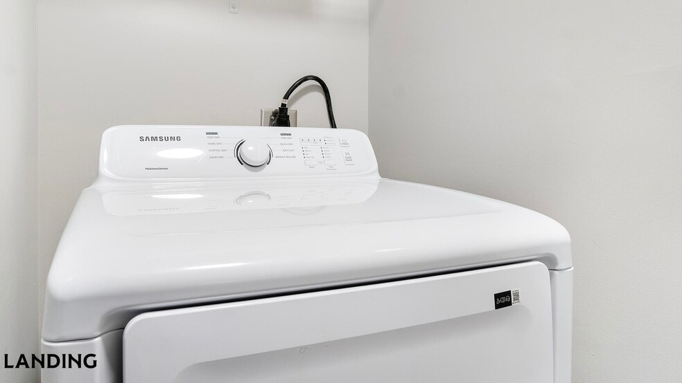 Building Photo - 49 Boulevard SE