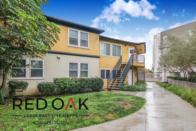 Building Photo - 8752 Belford Ave