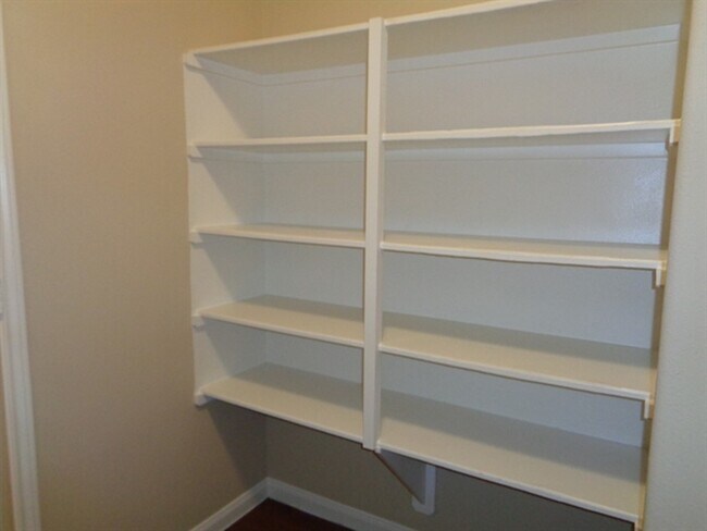 Building Photo - 2207 Steep Pine Tr