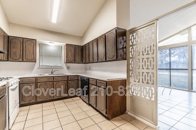 Building Photo - 317 Gaiety Ln